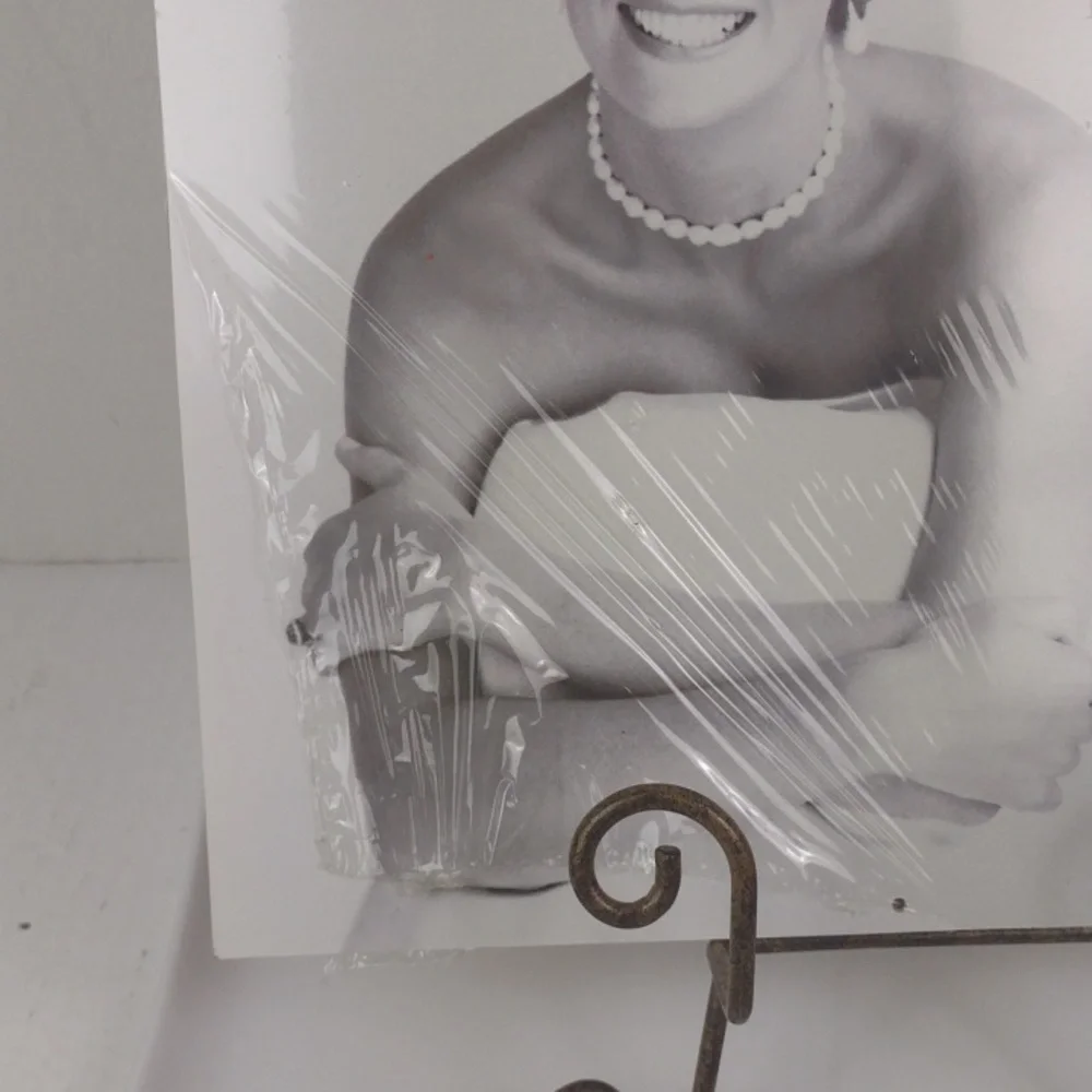 DIANA Princess of Wales 1998 Commemorative Calendar Shrink Wrapped